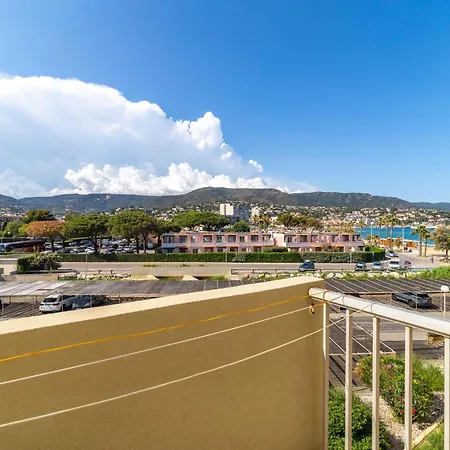 La Corvette By Interhome Le Lavandou