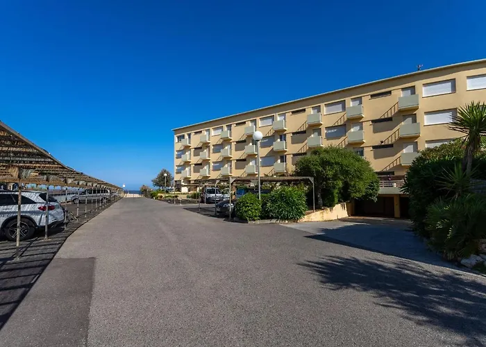 Apartmán La Corvette By Interhome *