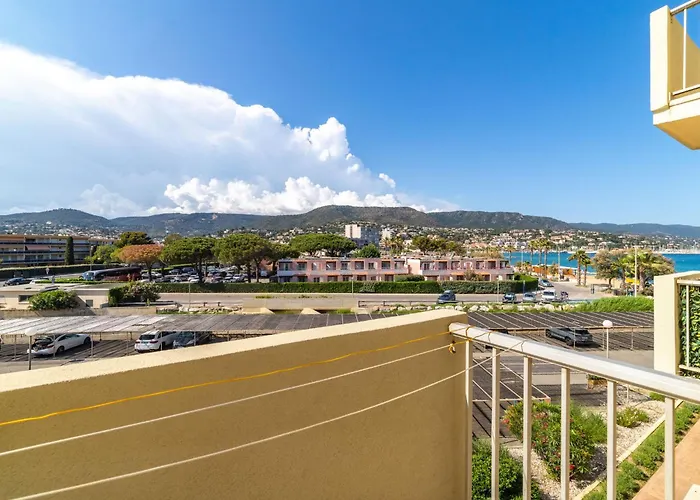 La Corvette By Interhome Le Lavandou